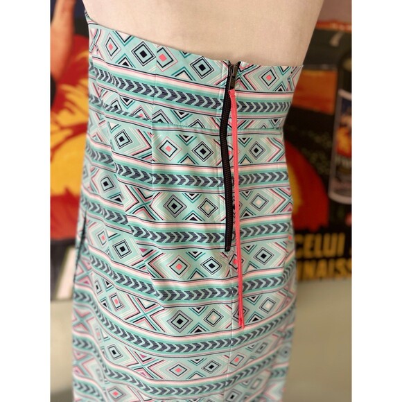 Carve Summer Dress - Picture 5 of 10